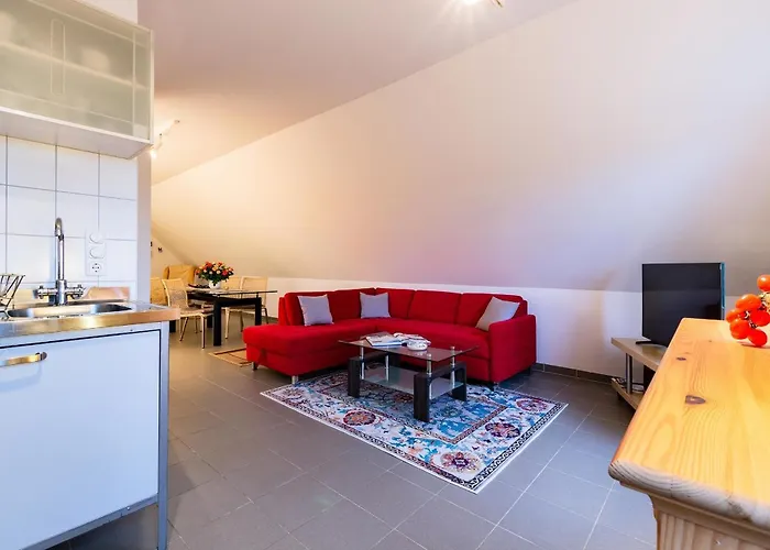 Hof Garz Apfelgarten *